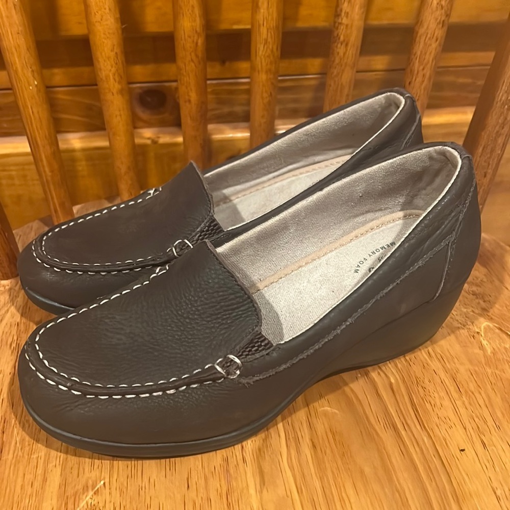 NWO 📦 Eastland Wedge Shoes 👞